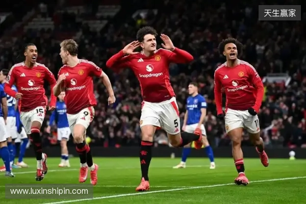 光速进步!多尔古前27场英超仅直接参与1球,近6场已直接参与5球 光速进步!多尔古前27场英超仅直接参与1球,近6场已直接参与5球