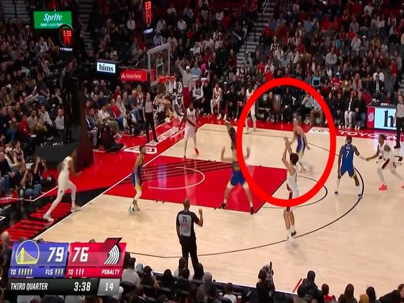 天秀!绍尔后场启动人球分过连过3人+不看人传球,贝维斯打门被扑